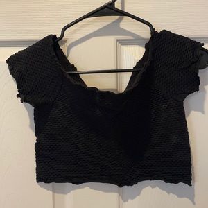 Black scrunch crop top